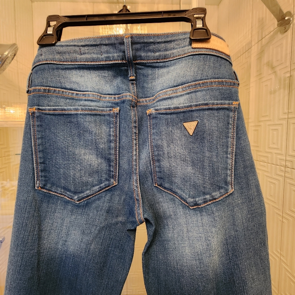 Women's Guess Jeans Stretch Size 26 ❤️